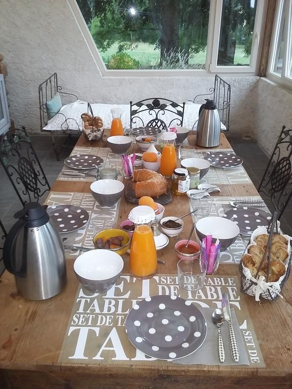 Bed and Breakfast La Frejade Lisle-sur-Tarn Exteriér fotografie